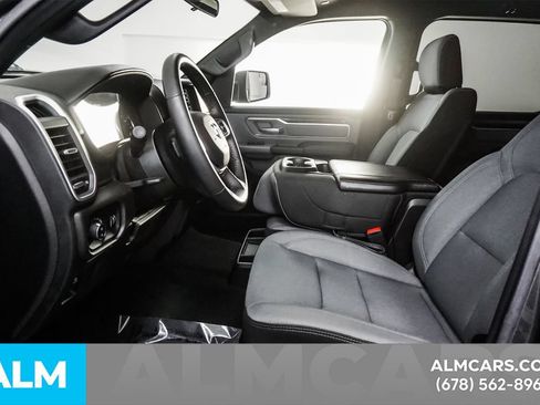 Used 2022 RAM 1500 Big Horn AWD/4WD image 16