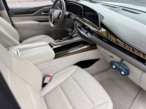 Certified 2022 Cadillac Escalade Sport Platinum image 22