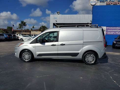 Used 2019 Ford Transit Connect XLT image 10