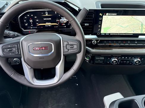 New 2026 GMC Sierra 1500 SLE w/ Preferred Package AWD/4WD image 11