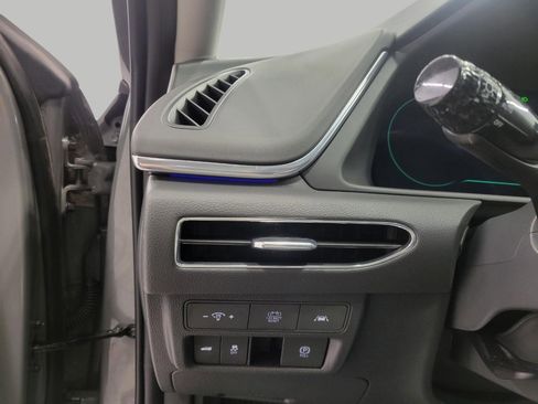 Used 2023 Hyundai Sonata Limited w/ Cargo Package image 11