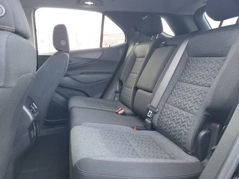 Used 2022 Chevrolet Equinox LT image 11