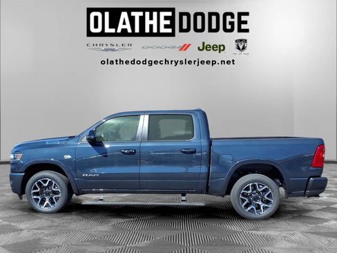 New 2026 RAM 1500 Laramie AWD/4WD image 19