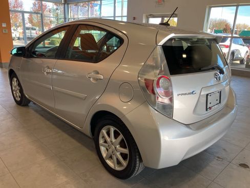 Used 2012 Toyota Prius C Three image 7