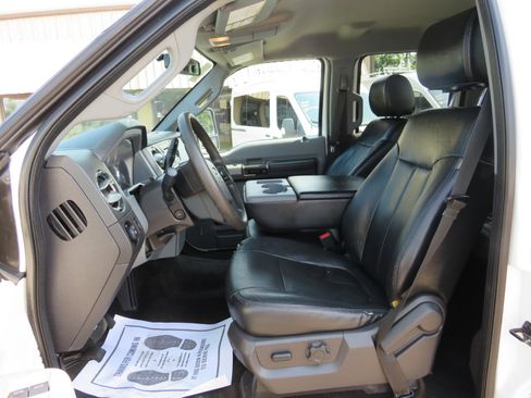 Used 2015 Ford F350 XLT w/ XLT Value Package image 8