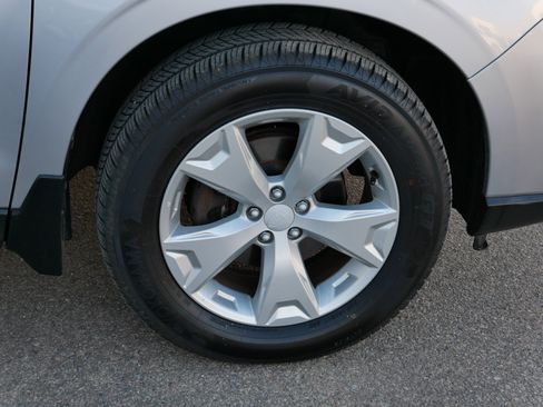 Used 2016 Subaru Forester 2.5i Limited image 15