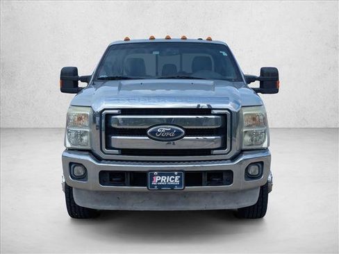 Used 2011 Ford F350 Lariat w/ Lariat Ultimate Pkg AWD/4WD image 2