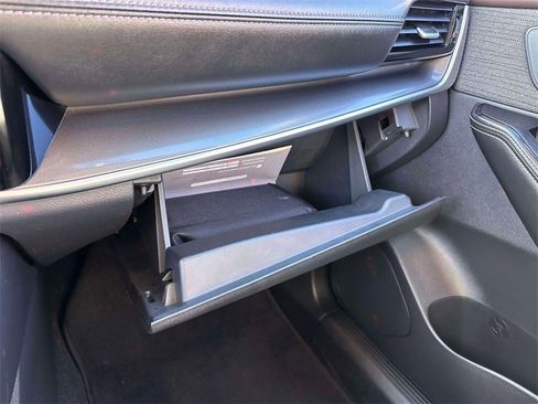 Certified 2021 Nissan Rogue SV image 32