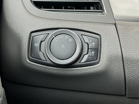 Used 2014 Ford Edge SEL w/ Equipment Group 205A image 34