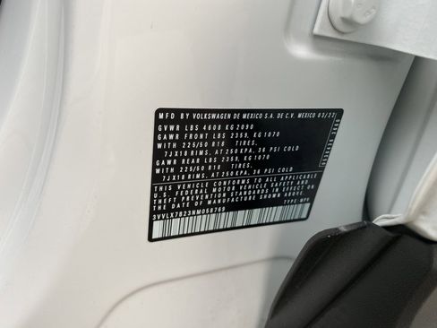 Used 2022 Volkswagen Taos SE w/ Panoramic Sunroof Package image 43