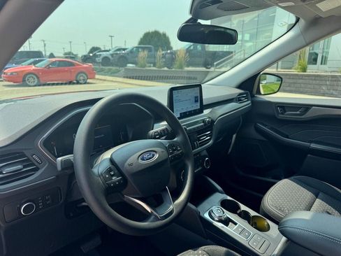 New 2025 Ford Escape Active image 8