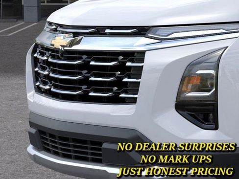 New 2026 Chevrolet Equinox LT w/ Safety and Technology Package FWD image 13