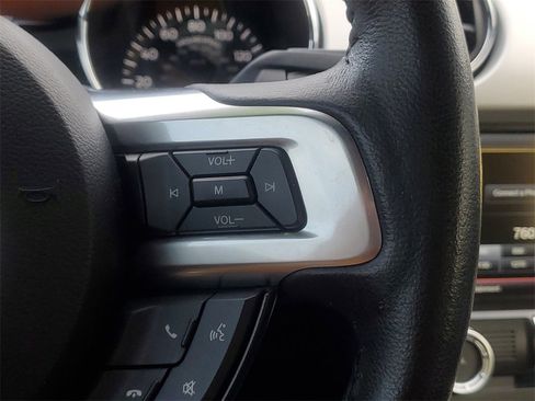 Used 2015 Ford Mustang GT Premium image 18