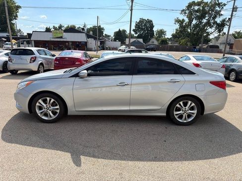 Used 2011 Hyundai Sonata Limited w/ Navigation Pkg 5 FWD image 5