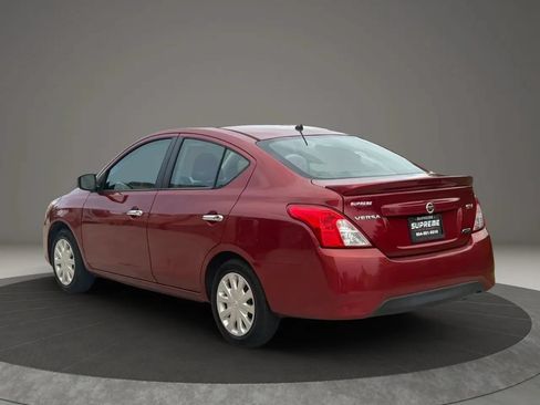 Used 2016 Nissan Versa SV FWD image 5