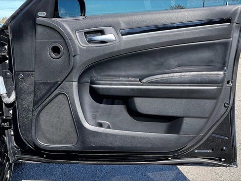 Used 2021 Chrysler 300 S image 29