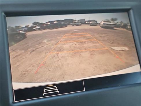 Used 2023 Chevrolet Equinox LT FWD image 16