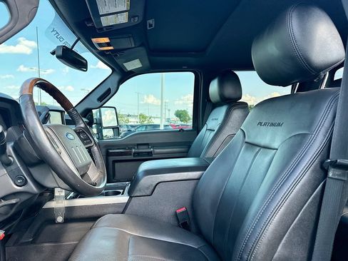 Used 2014 Ford F250 Platinum w/ Snow Plow Prep Package AWD/4WD image 8