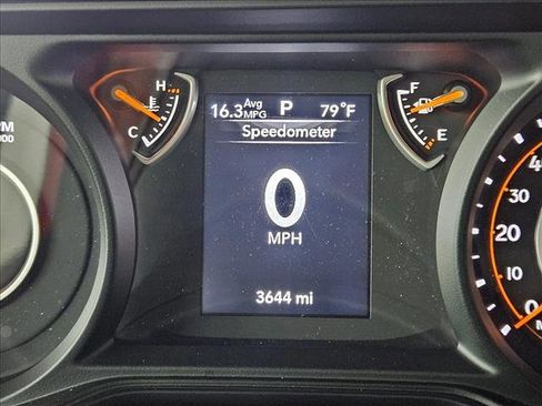 Used 2025 Jeep Gladiator Sport AWD/4WD image 10
