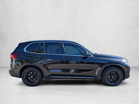 Used 2019 BMW X5 xDrive40i w/ Executive Package image 4