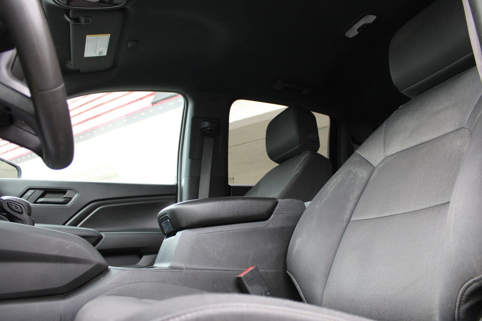 Used 2024 Chevrolet Colorado Trail Boss w/ Technology Package AWD/4WD image 4