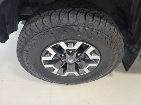 Used 2023 Toyota Tacoma TRD Off-Road AWD/4WD image 38