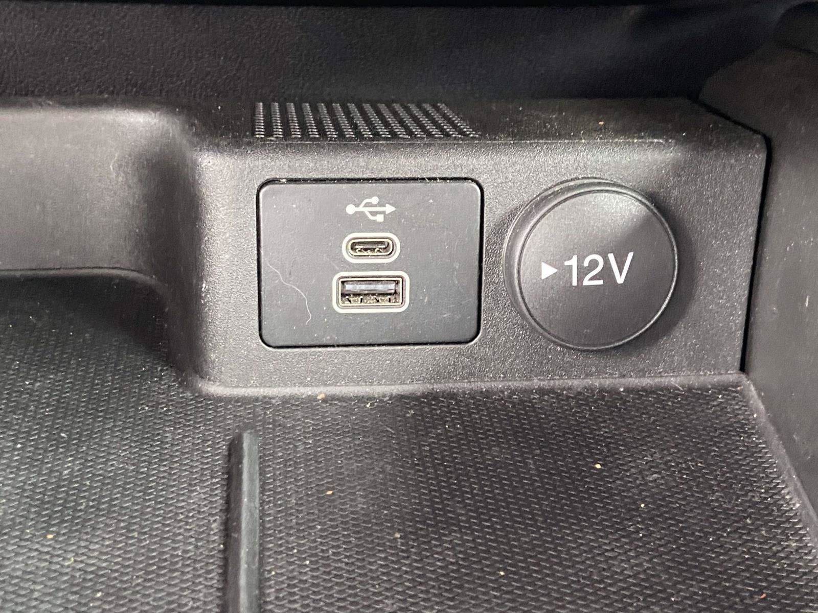 Used 2024 Ford Escape ST-Line w/ Tech Pack #1 FWD image 27