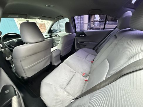 Used 2014 Honda Accord LX image 15