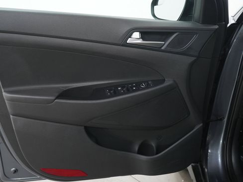 Used 2019 Hyundai Tucson SE AWD/4WD image 20