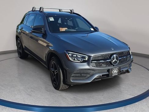 Used 2022 Mercedes-Benz GLC 300 4MATIC image 4