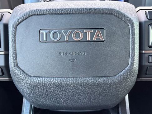 Used 2024 Toyota Land Cruiser Base image 7