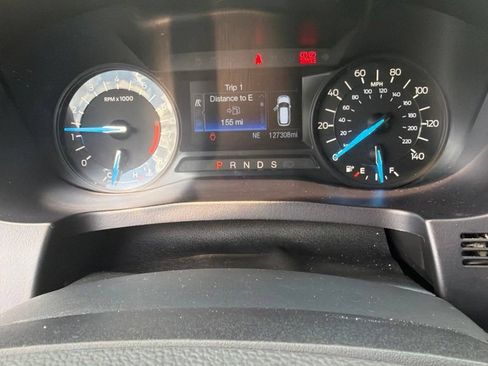 Used 2017 Ford Explorer XLT FWD image 7