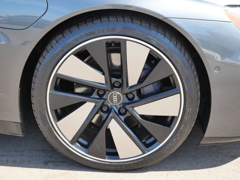Used 2023 Audi e-tron GT Prestige w/ Prestige Package image 15
