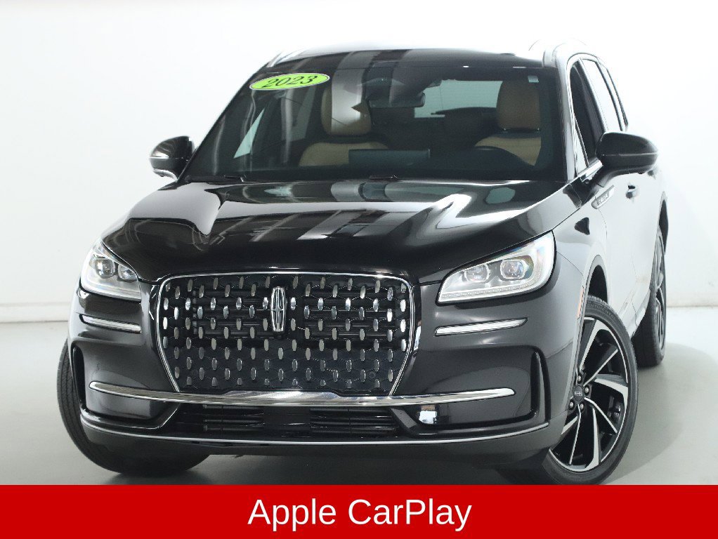 Used 2023 Lincoln Corsair Reserve w/ Equipment Group 201A AWD/4WD image 4