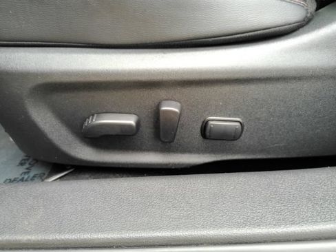 Used 2023 Nissan Sentra SR w/ SR Premium Package FWD image 17