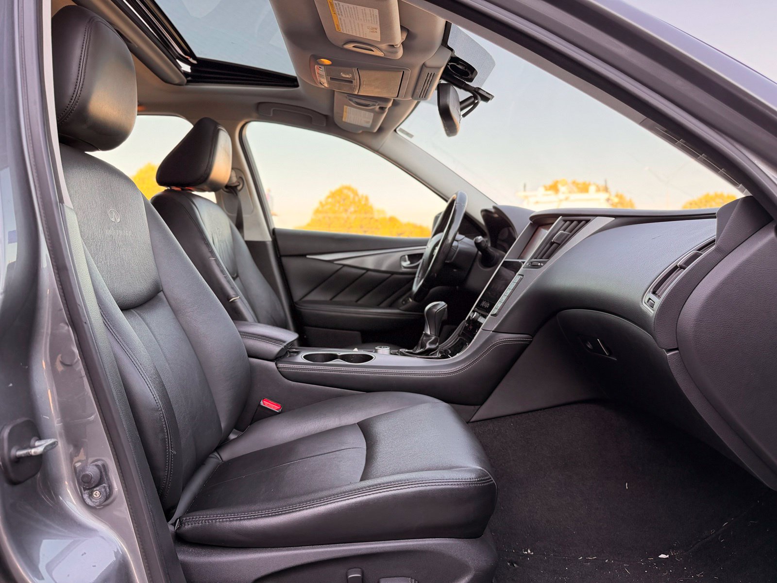 Used 2014 INFINITI Q50 Premium w/ Navigation Package AWD/4WD image 25