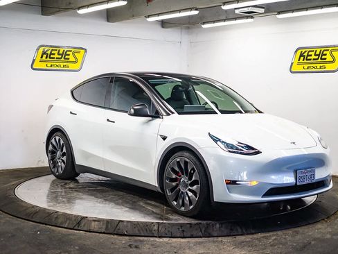 Used 2020 Tesla Model Y Performance image 5
