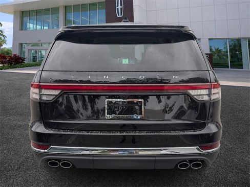 New 2026 Lincoln Aviator AWD image 6