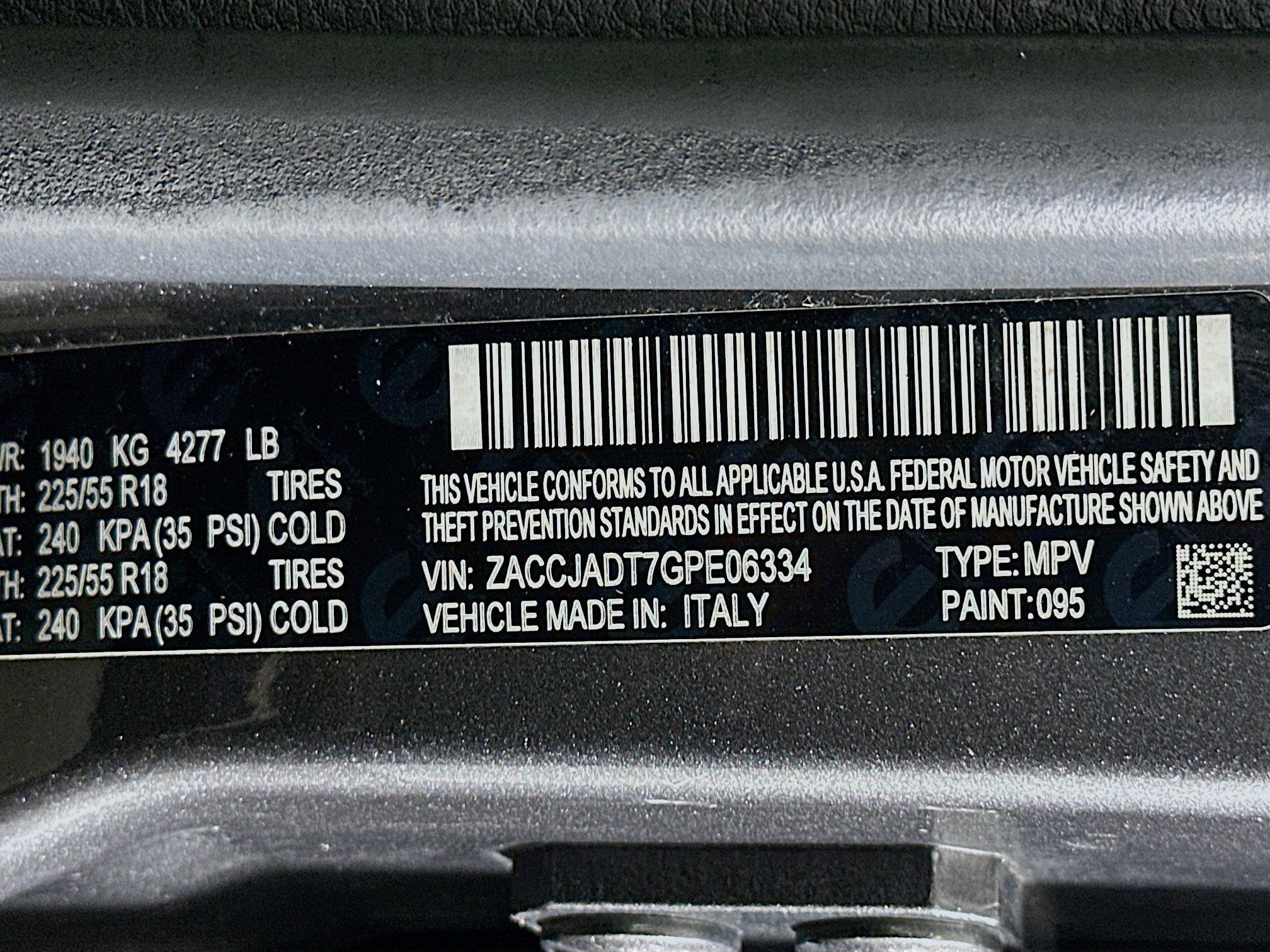 Used 2016 Jeep Renegade Limited FWD image 12