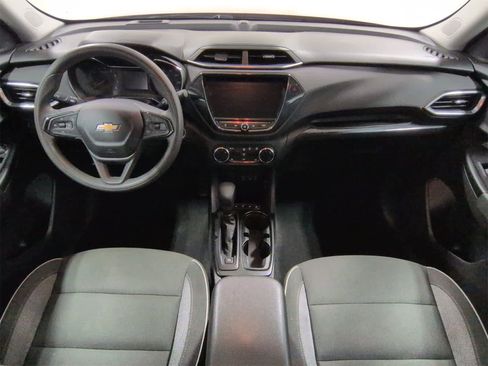 Used 2023 Chevrolet TrailBlazer LT w/ Convenience Package image 16