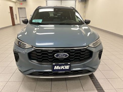 Certified 2023 Ford Escape ST-Line AWD/4WD image 3