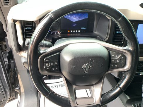 Used 2023 Ford Bronco Wildtrak AWD/4WD image 14