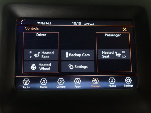 Used 2019 Jeep Cherokee Latitude Plus w/ Cold Weather Group image 42