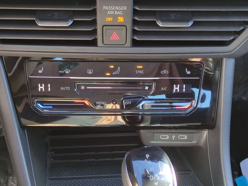 New 2026 Volkswagen Jetta SE image 12