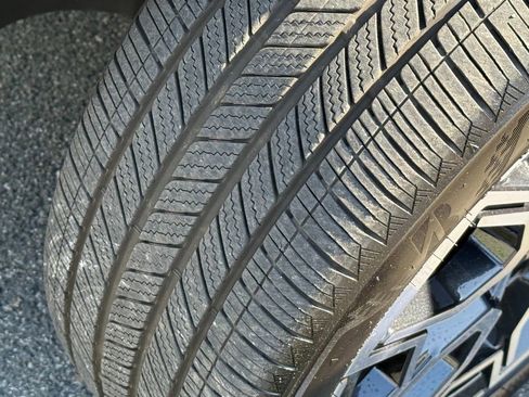 Used 2025 BMW X1 xDrive28i w/ Technology Package image 18