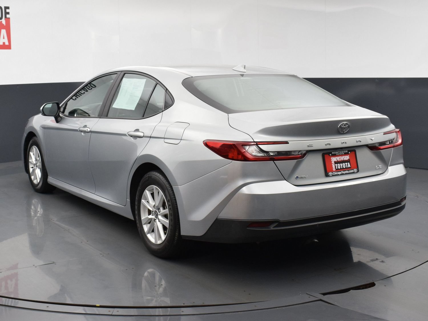 Used 2025 Toyota Camry LE FWD image 3