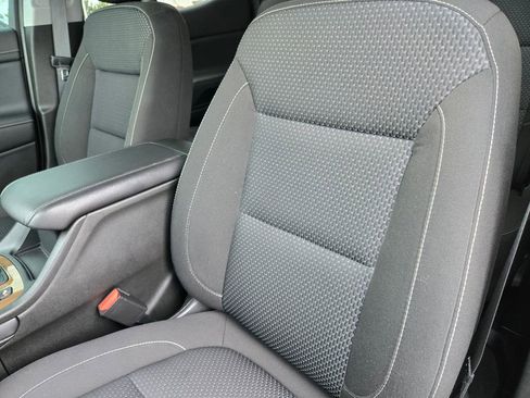 Used 2023 GMC Acadia SLE w/ Driver Convenience Package image 14