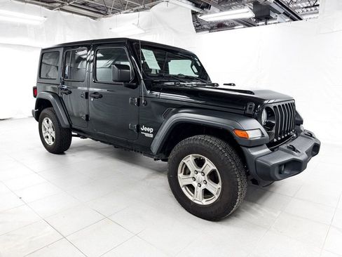 Used 2018 Jeep Wrangler Unlimited Sport S AWD/4WD image 8