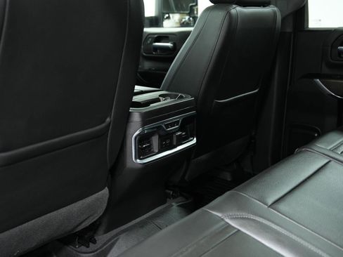 Used 2022 GMC Sierra 2500 Denali w/ Denali Ultimate Package image 24