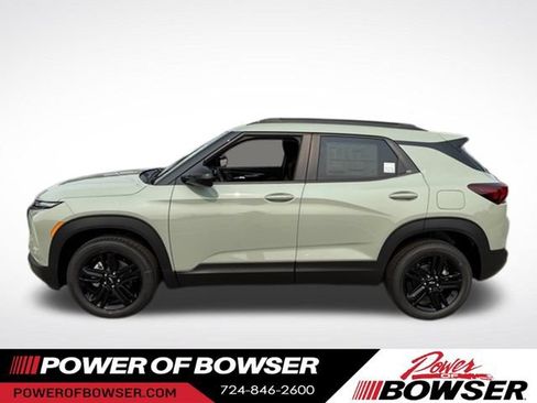 New 2026 Chevrolet TrailBlazer LT w/ Midnight Edition AWD/4WD image 2